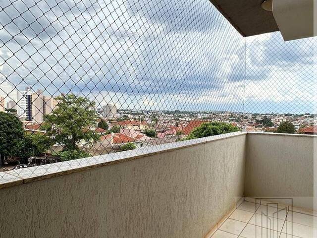 #317 - Apartamento para Venda em Sertãozinho - SP - 2